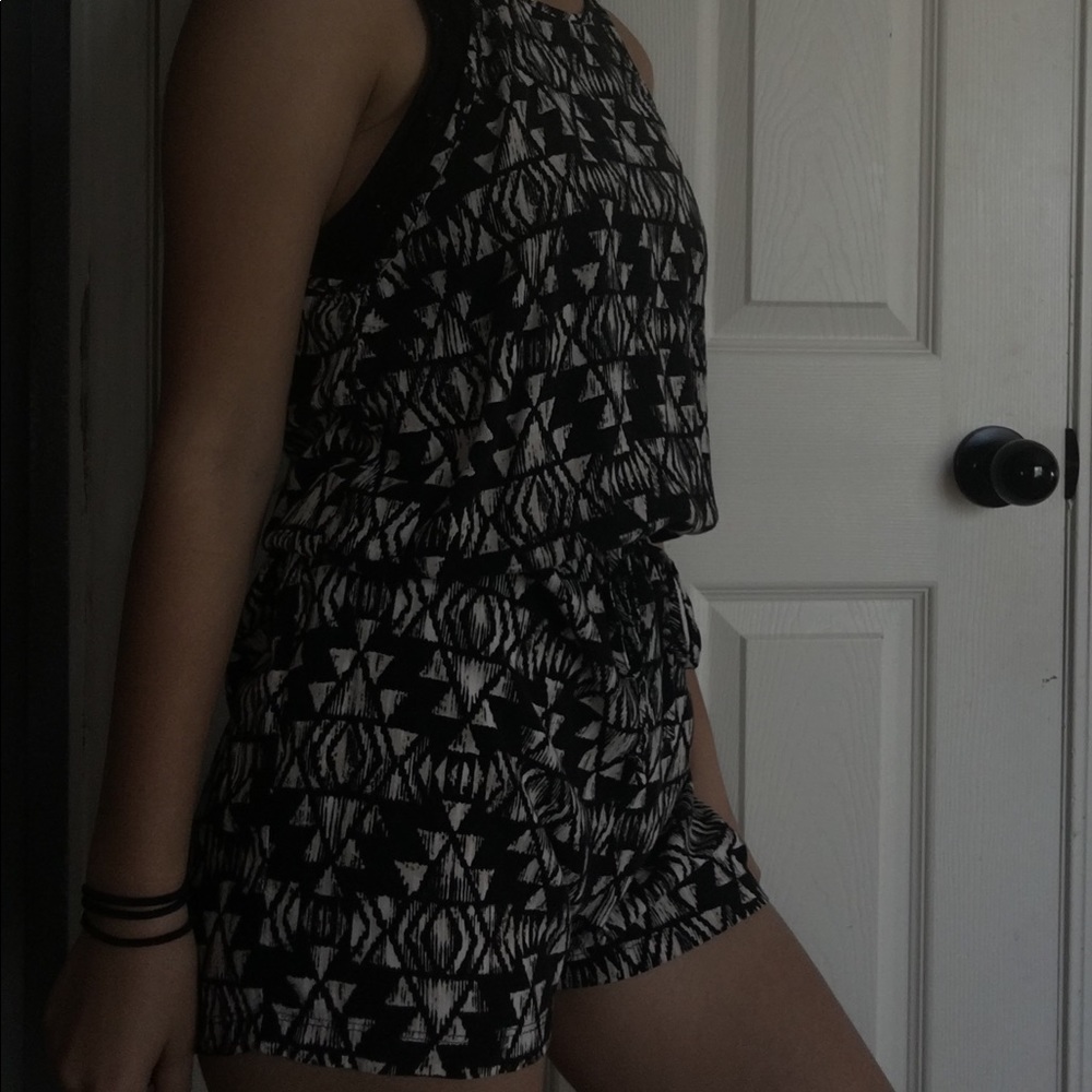 Black & cream Aeropostale romper